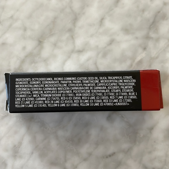 MAC Matte Lipstick - 602 Chili - Picture 4 of 10